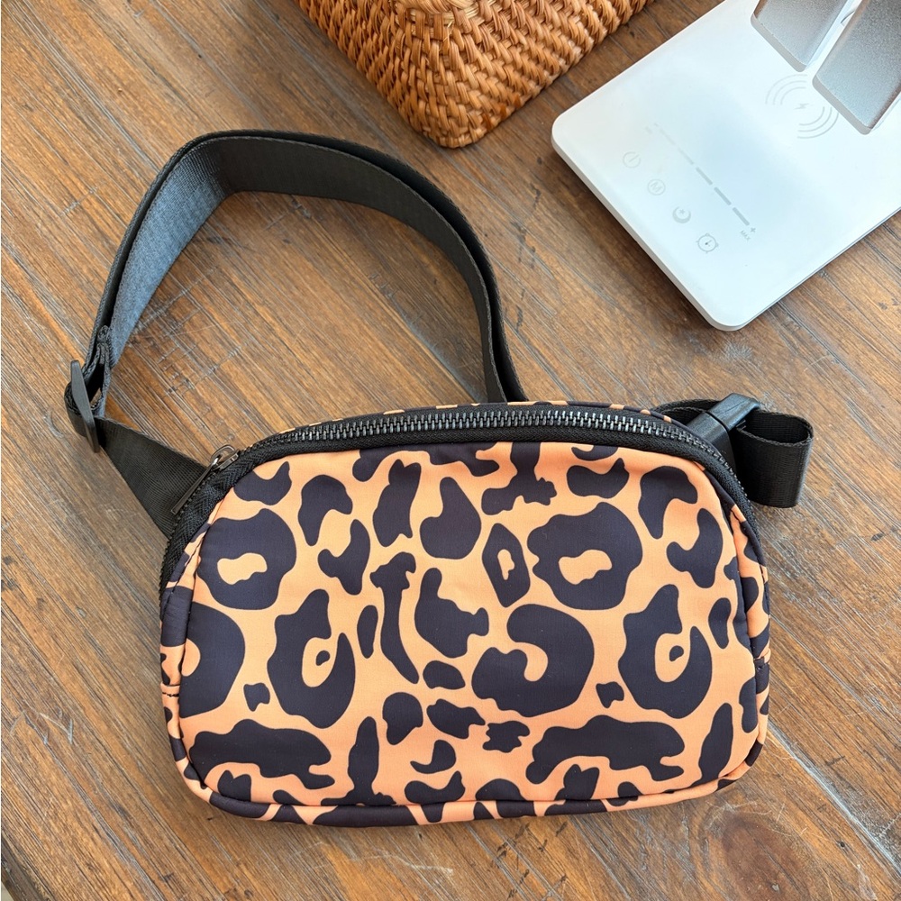Chic Animal Print Belt Bag